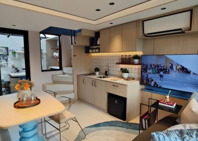 BRONZE BEVERLY LIVIN Rumah 2 lantai 1 Carport Galeri foto (1)